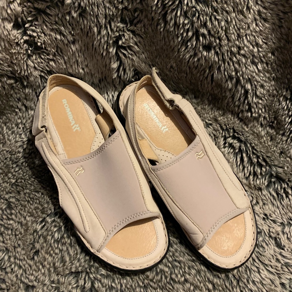 Romika sandalias SZ 39 cream